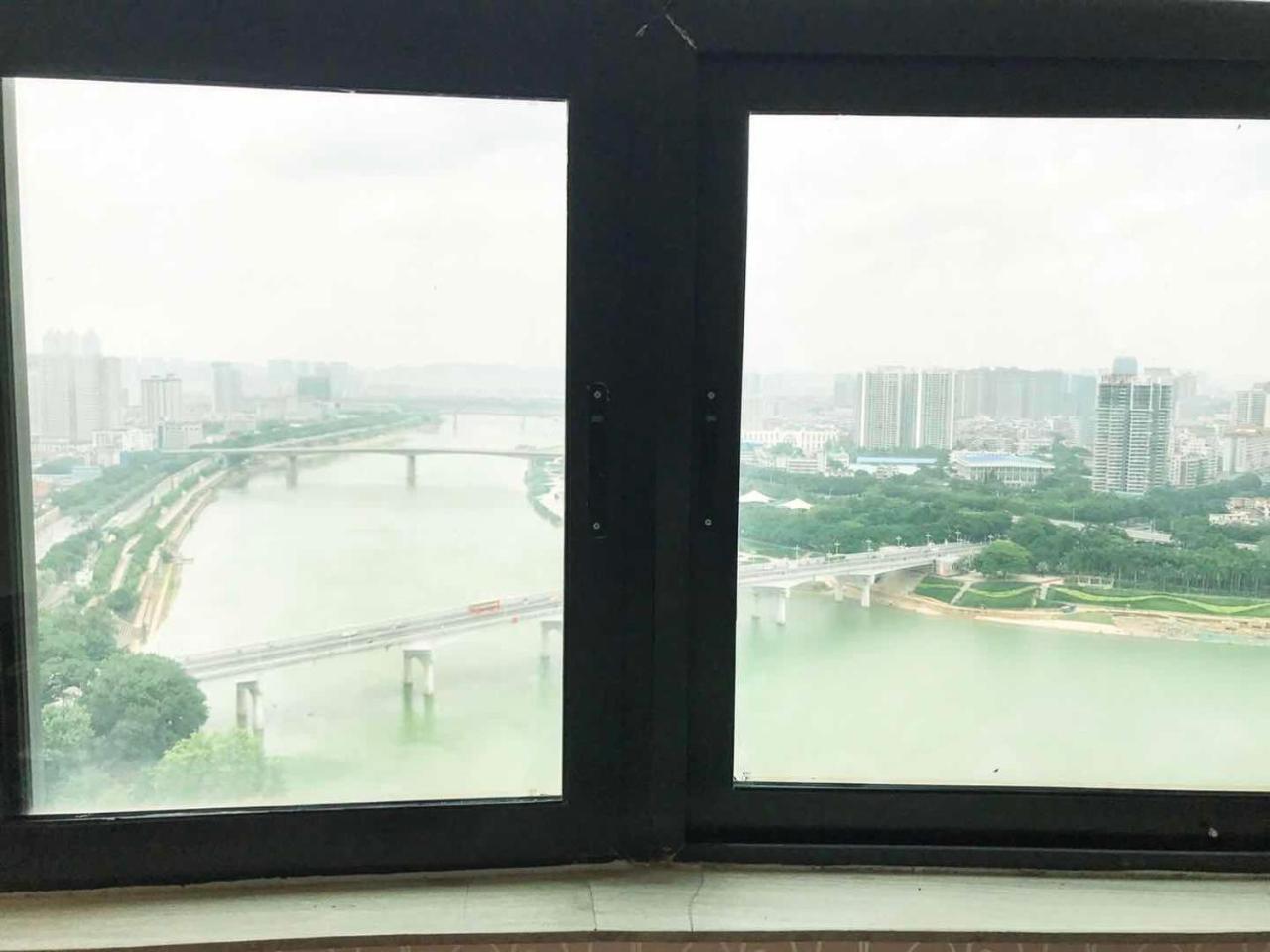 Guangxi Golden Holiday Hotel 南寧 エクステリア 写真